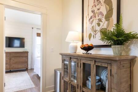 Downtown Luxury Farmhouse Apartment #4 West Dundee Exterior photo